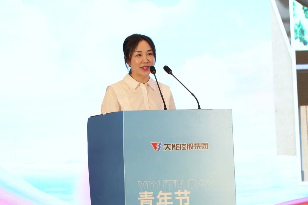 才聚JIUYOU.COM-九游 智创未来|JIUYOU.COM-九游青年这样过五四.jpg